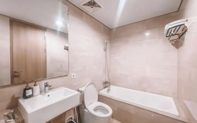 Staycation Jakarta Holland Village