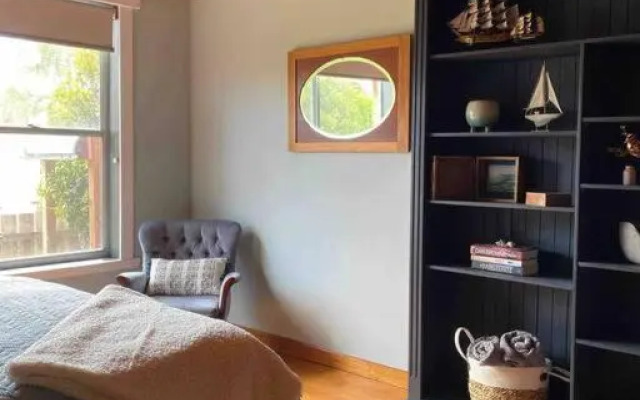 Lylah’s By The Sea