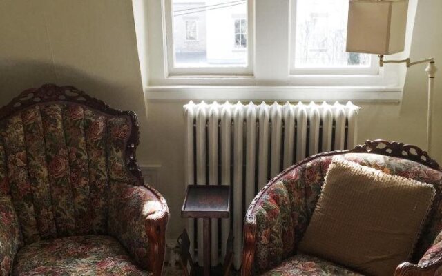 Hudson City Bed & Breakfast