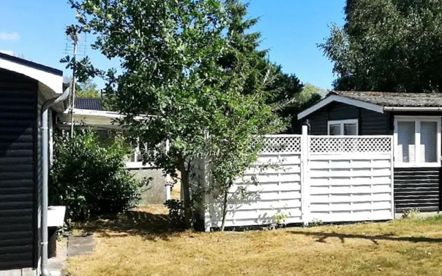 6 Person Holiday Home in Rodby