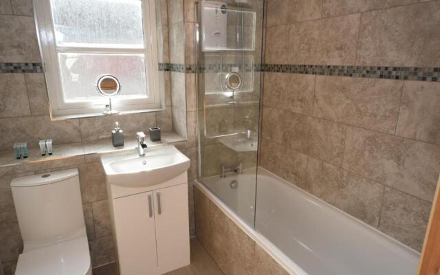 Silver Key Apartment 2