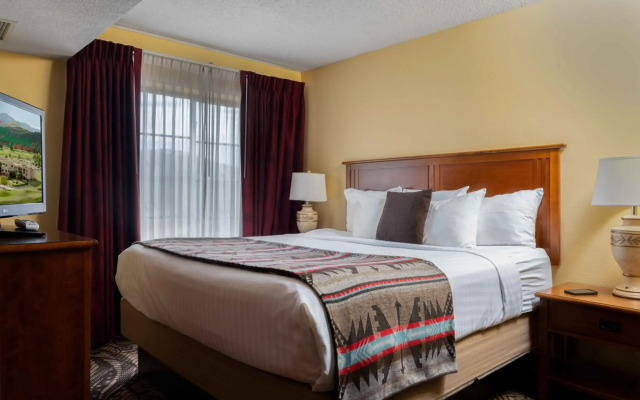 MCM Elegante Lodge & Suites Ruidoso