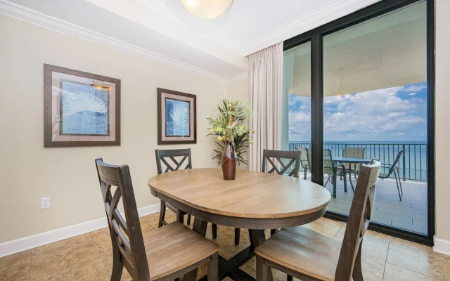 Phoenix Ix 907 2 Bedroom Condo