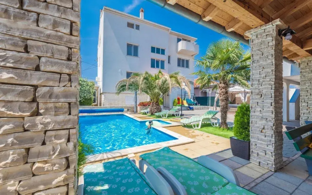 Tomo - Open Pool and Pool for Children - A7