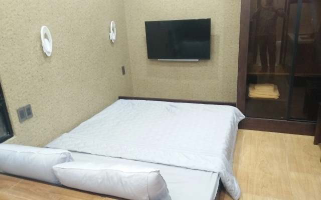 R&G Suite – Guest Rooms – Ho Chi Minh City