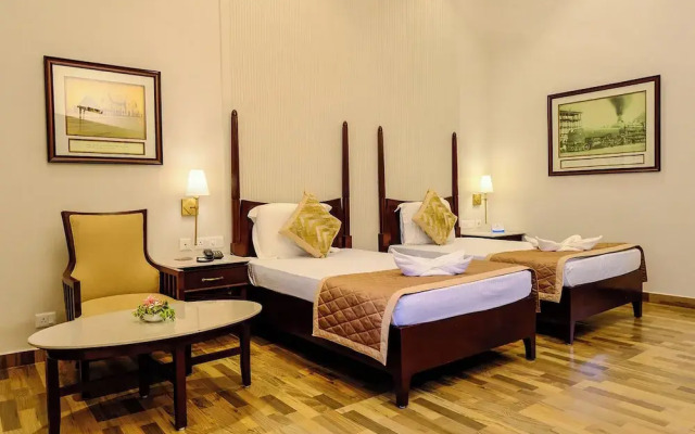 OYO 3010 Chanakya BNR Hotel