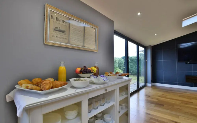 Rabbits Nest Bed & Breakfast