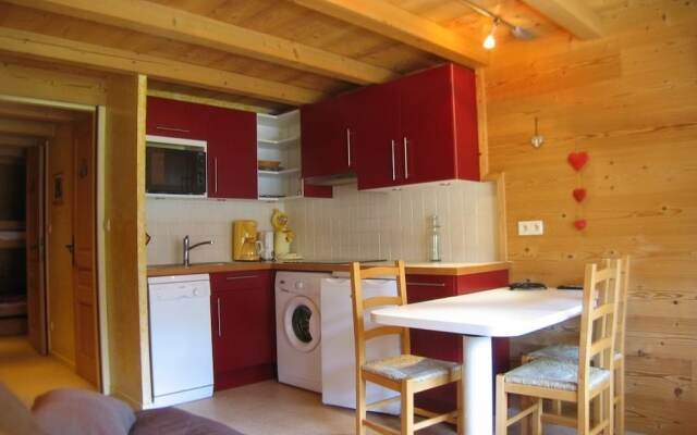 PARNASSE 203 La Clusaz skis aux pieds