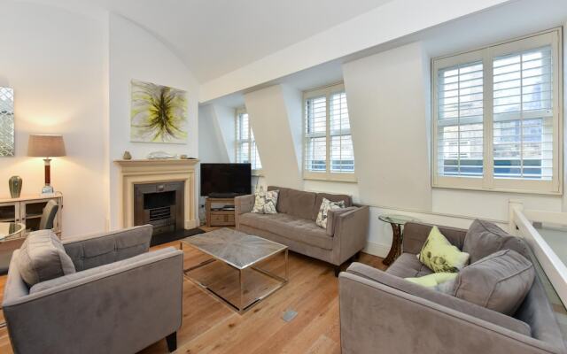 Large South Kensington Mews 2 Bed 2 5 Bath House