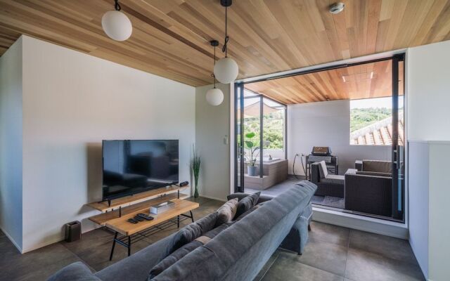 Urban Villa Resort YAE
