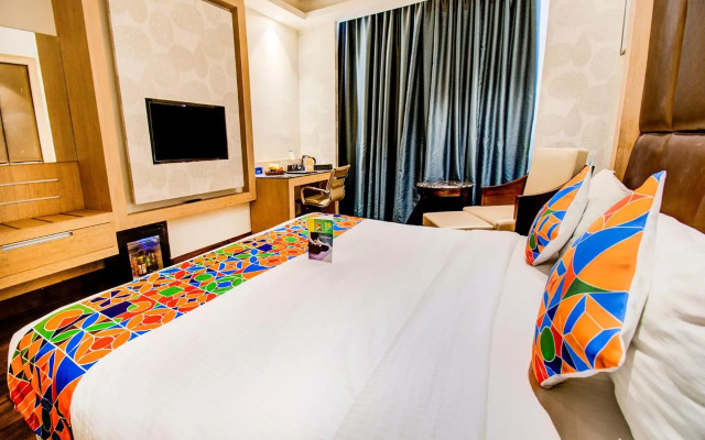 FabHotel V Hotel Hazratganj