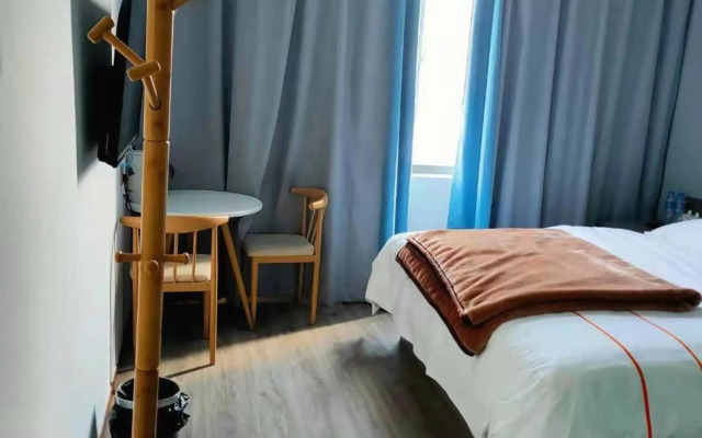 Kunming Haolong Business Hotel