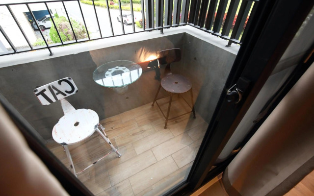 Midori Hostel