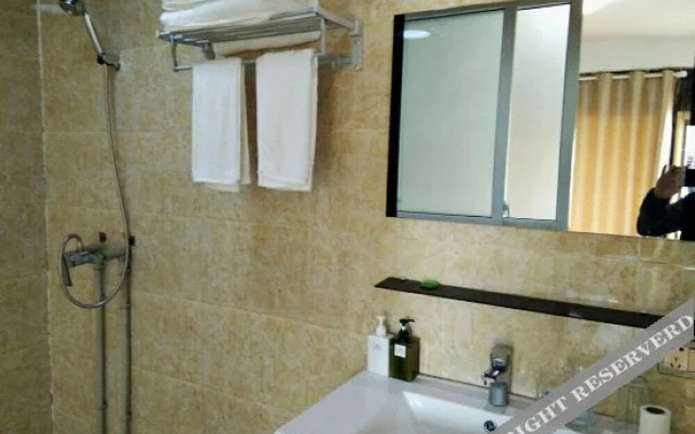 Yinian Zhijian Hostel