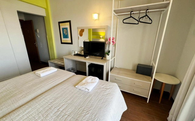 Myrto Hotel