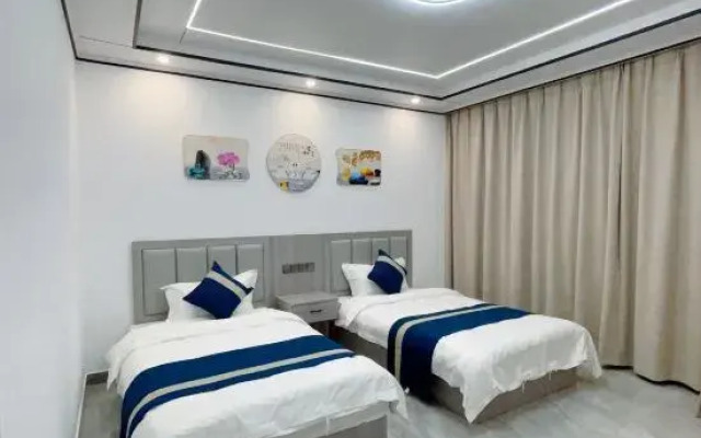 Sanqingshan Yinhu Xiaozhu Homestay