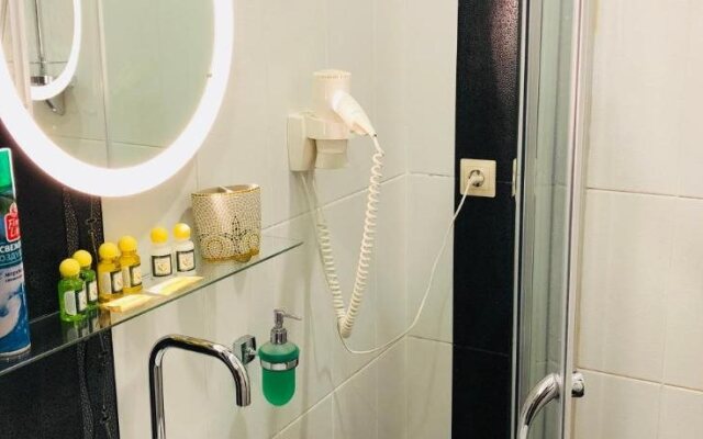 EgoEAST Mini Hotel
