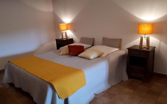 Chambre D' Hotes Des Collines