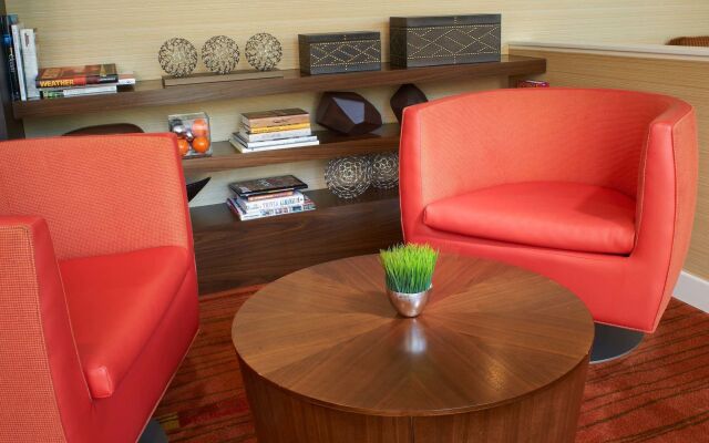 Courtyard by Marriott St Louis Creve Coeur