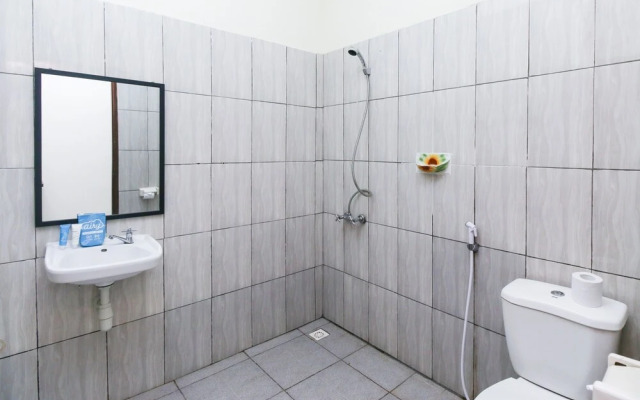 Airy Batu Layar Raya Senggigi 2 Lombok