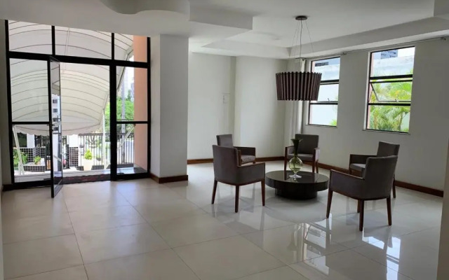 Apartamento confortável, região do Iguatemi