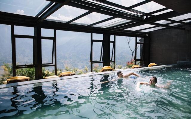 Sapa Jade Hill Resort & Spa