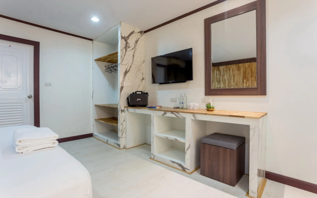 Phimai Paradise Hotel