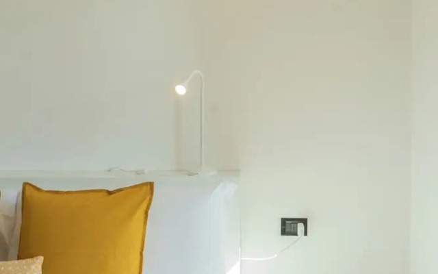 Ponente Balcony & Garden by Rent all Como