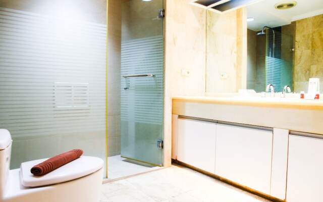 Best Spacious 3BR Park Royale Apartment