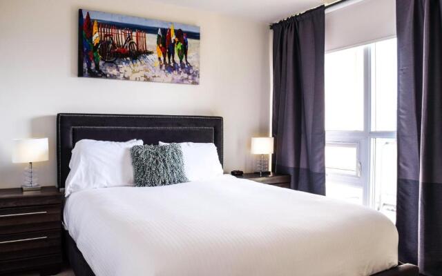 Royal Stays Furnished Apartments - Missisauga City Centre