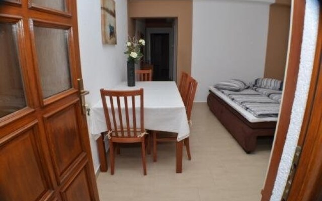Apartment Uzelac
