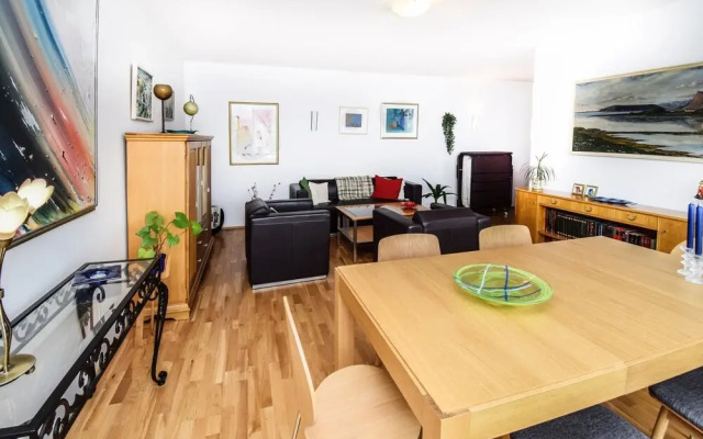 Apartment S23
