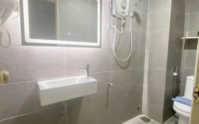 Papaya Hotel & Café 2