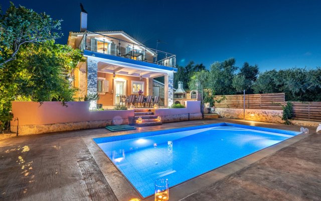 Beautiful house with private pool, privacy and sea view, near Zakynthos town