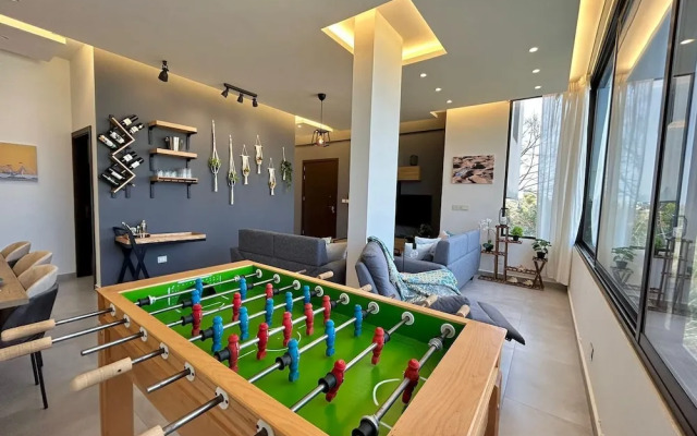 Vista 2-Bedroom Apartment in Batroun