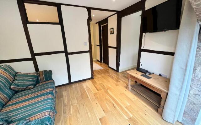 Swan House Tea Room and Bed & Breakfast