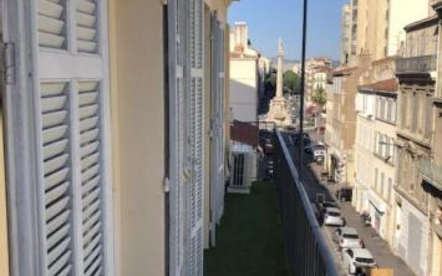 T2 avec balcon Castellane Marseille