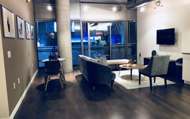 New Lyfe Finest Luxury Apartment