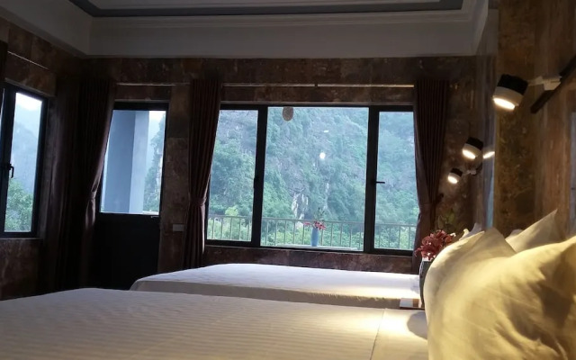 Limestone Boutique Hotel