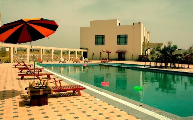 Cambay Resort Jamdoli