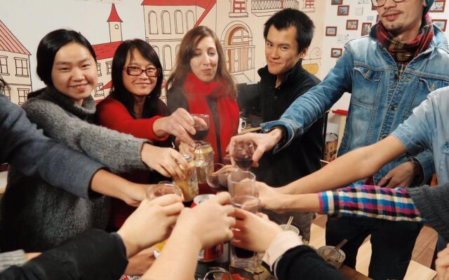 Art Traveling Homestay