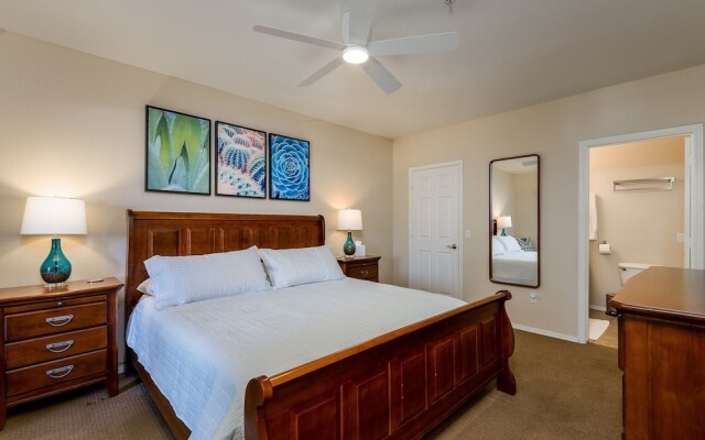 Villa Acacia 2 Bedroom Condo by RedAwning