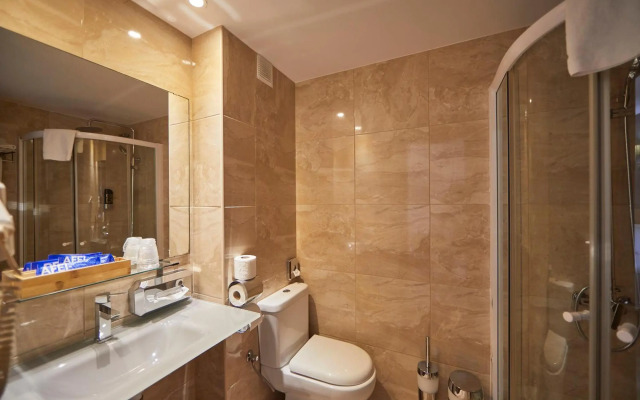 Santa Ponsa Pins Hotel