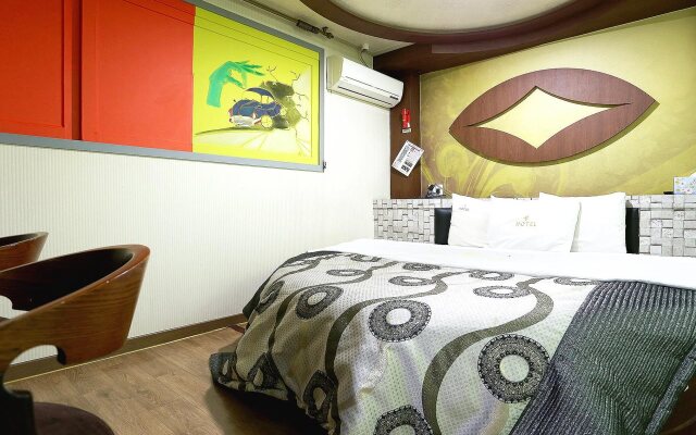 Shim Hotel