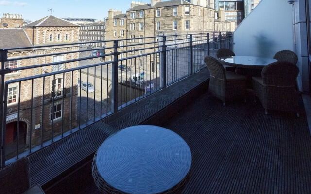 Luxurious Braemore City Centre Apartment
