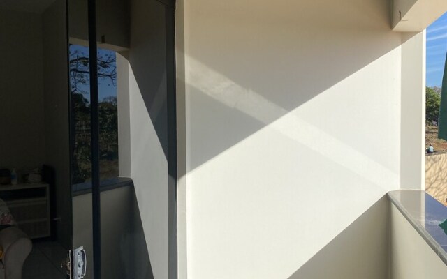 Sobrado - Px JK 5 quartos e 3 suites