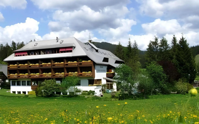 Kaisers Tanne - Premium Alles Inklusive Hotel