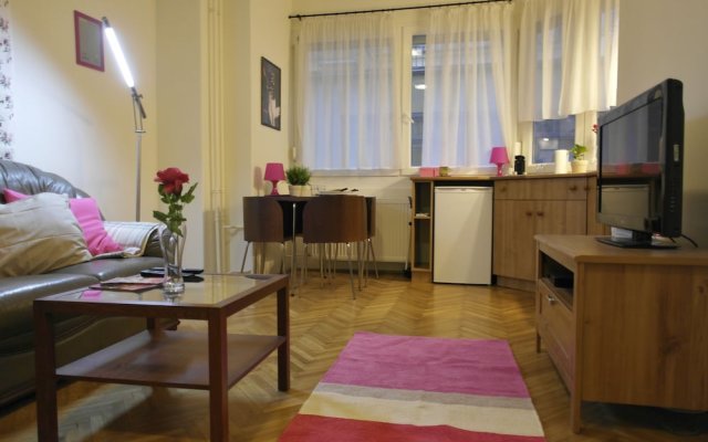 Standard Apartment by Hi5 - Petőfi 12