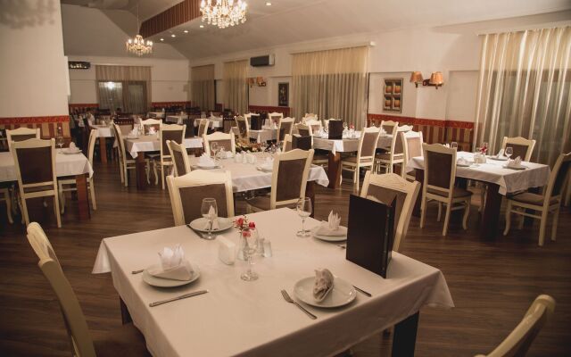 Baku İnn Hotel