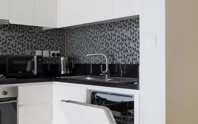 Cozy 2BR in Business Bay Aykon Tower